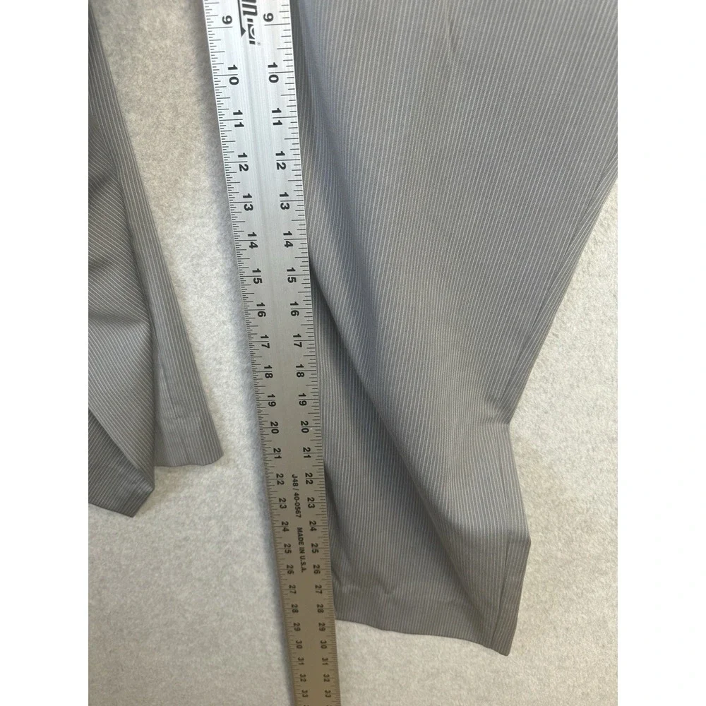 Donald J Trump Signature Coll. 2 Piece Suit Blazer 46L PinStripe 100% Wool 40x29